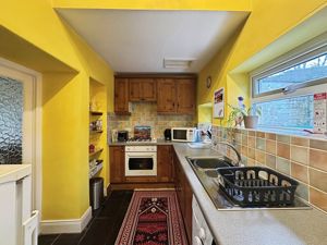 Photo 8- click for photo gallery